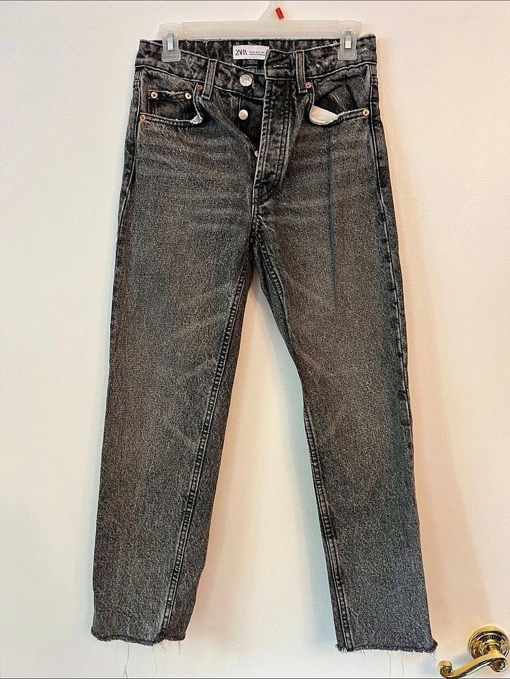 Zara Gray Straight Leg Jeans size 0